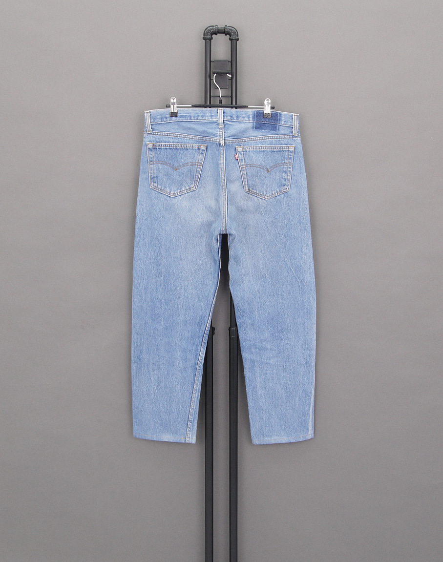 Levi&#039;s 90&#039;s 501-0000 Custom Tapered Fit Jeans