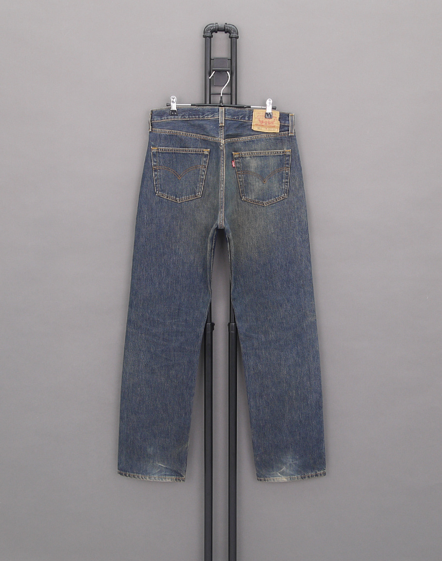 Levi&#039;s 90&#039;s 501 Regular Fit Jeans