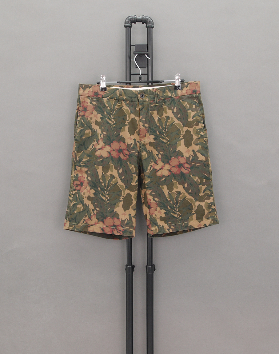 BACK NUMBER JPN Cotton Hibiscus Floral Camo Shorts