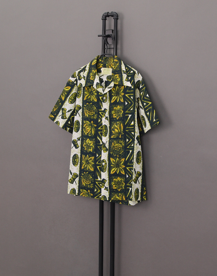 Ui-Maikai 60&#039;s Aloha Tiki Shirts